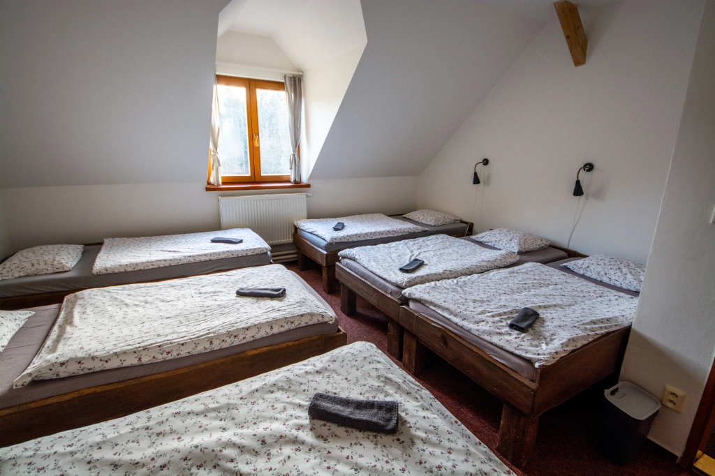 Pokoj č.5 - 6 lůžek